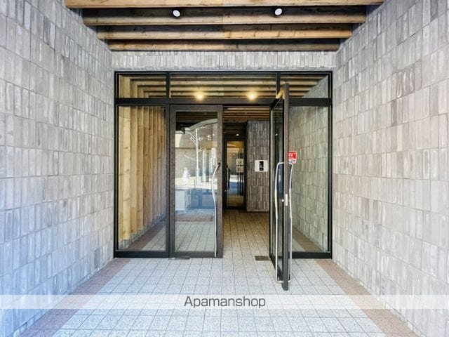 LAVITA谷塚駅前Iの玄関写真