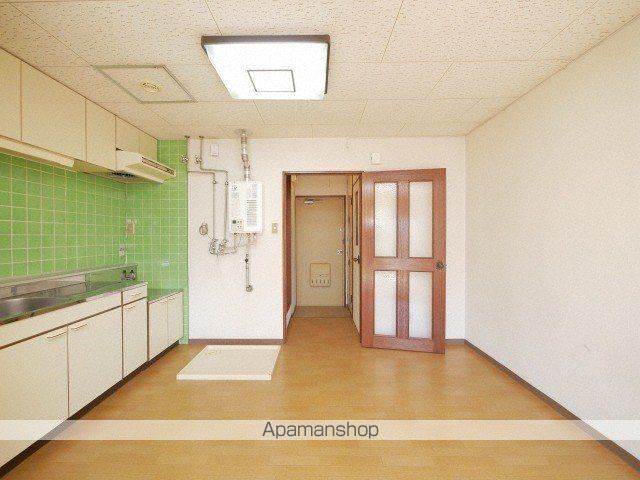 22条マンションの内装写真