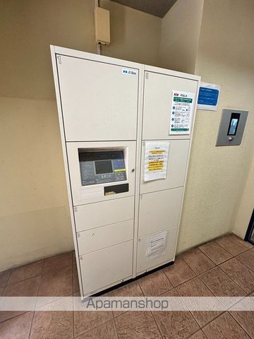ラティエラ白金高輪の内装写真