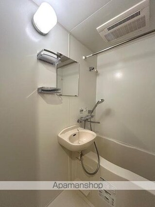 ドゥーエ西大島[1R/20.52m2]のバス