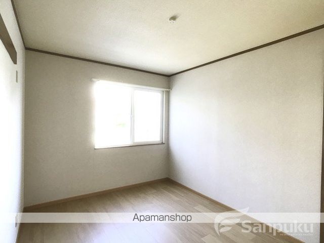 ドリームハイツ垣生 Aの内装写真