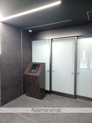 ルーブル聖蹟桜ヶ丘[1K/26.1m2]のエントランス1