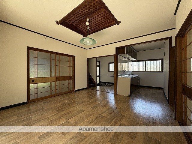 安佐町飯室戸建ての内装写真