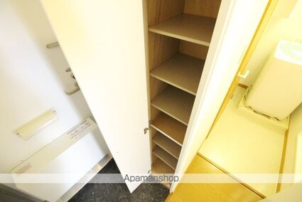 レオパレス比叡[1K/23.18m2]の玄関1