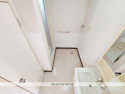 フレグランス高岡[2LDK/56.54m2]の洗面所