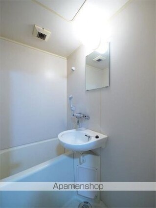 岡山県岡山市北区伊島町３丁目[1K/23.6m2]のバス