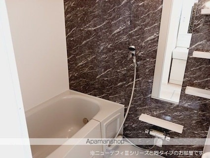 ブリアンテ[2LDK/58.06m2]のバス