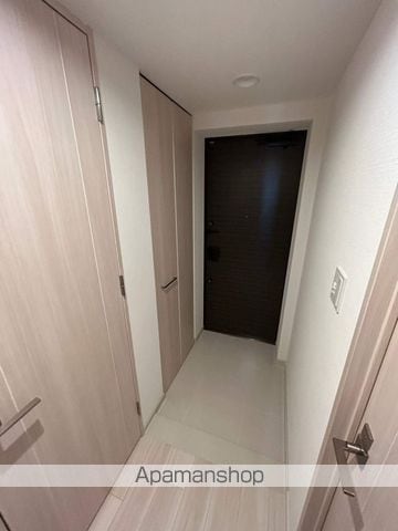 プレイス知事公館前の内装写真