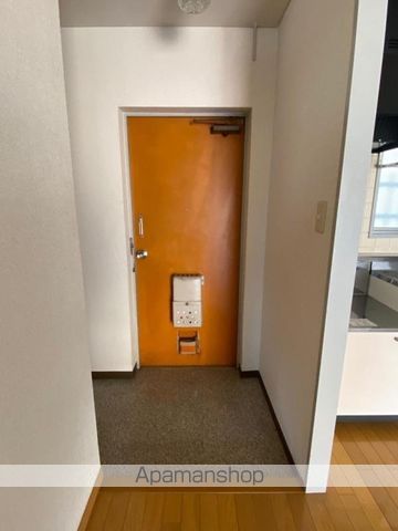 中村第一ビル[2LDK/58.5m2]の玄関