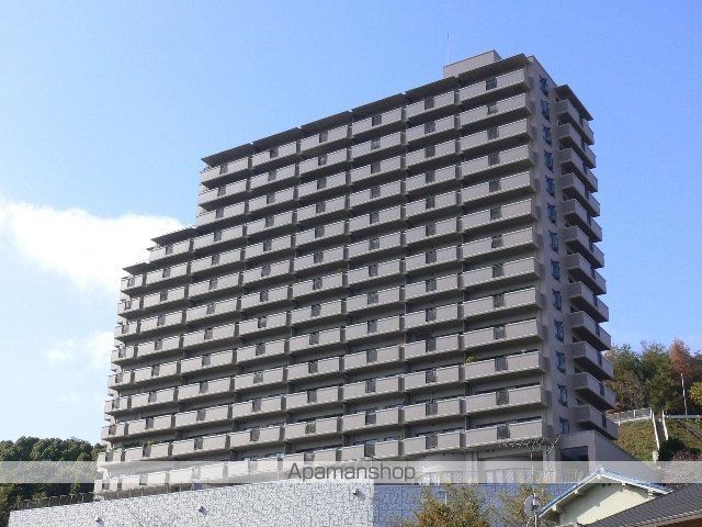 コスモ三滝本町の外観写真