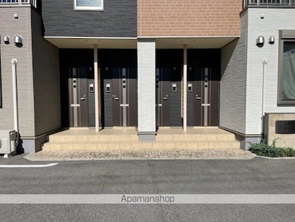 レスポワール　Ｆ[1LDK/50.06m2]のエントランス