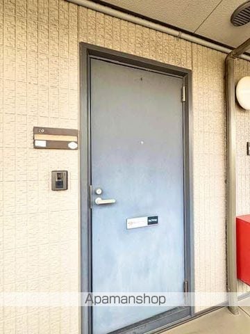 シャンティ11の玄関写真