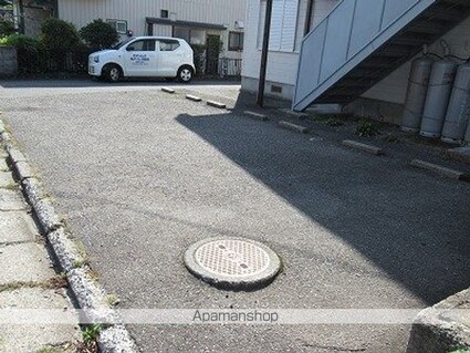 ラ・コリン・ベルデ[2DK/35m2]の駐車場