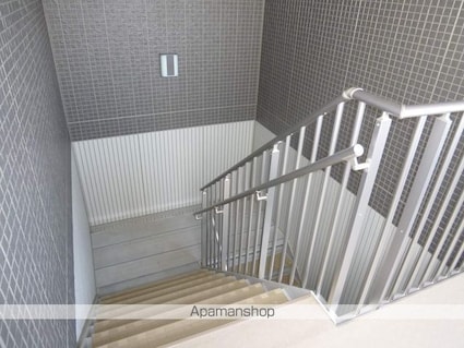 ル・パルファン[2LDK/67.01m2]のエントランス2