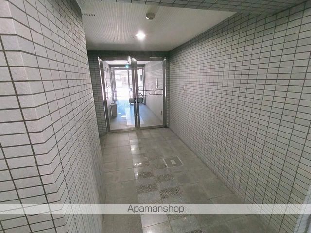 ESLEAD都島の玄関写真