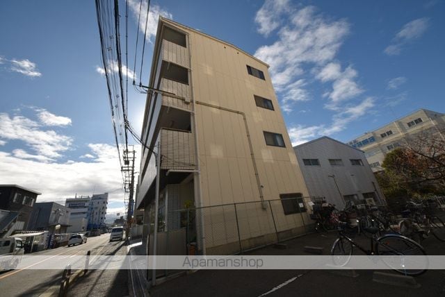大池マンションの外観写真