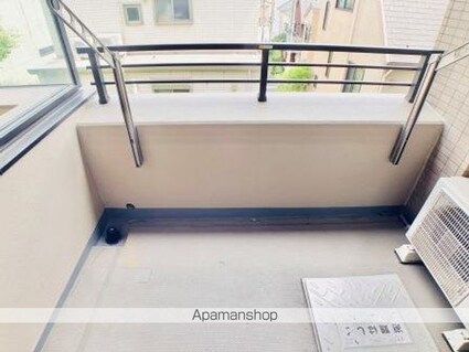 東京都新宿区余丁町[3LDK/63.21m2]のバルコニー