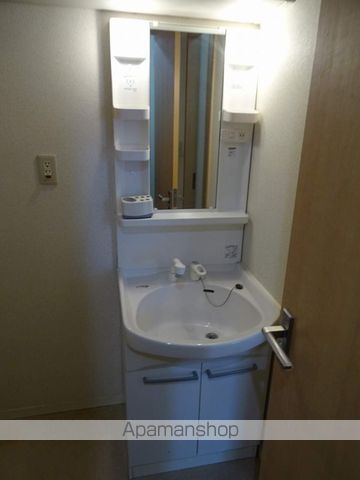 ドゥメゾン中倉の内装写真