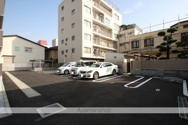 CASA白金の外観写真