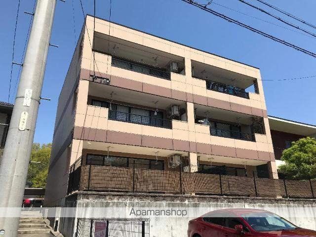 岐阜市長良東のマンションの外観1