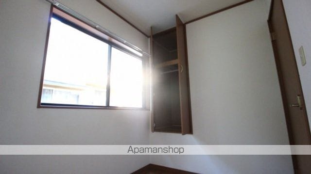 福田町浦田タウンハウスの内装写真