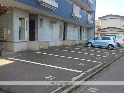 マンションさくらＡ棟[3K/60.12m2]の駐車場