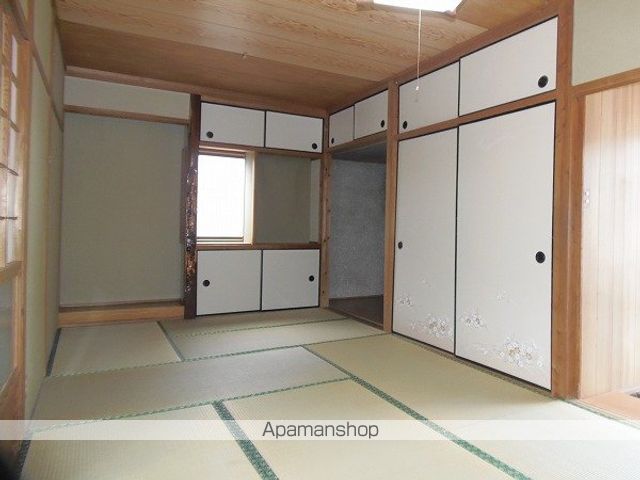 鹿屋市 1階建 築48年の内装写真