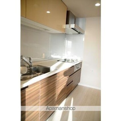 ガーデニエール砧　ＷＥＳＴ[3LDK/74.79m2]のキッチン