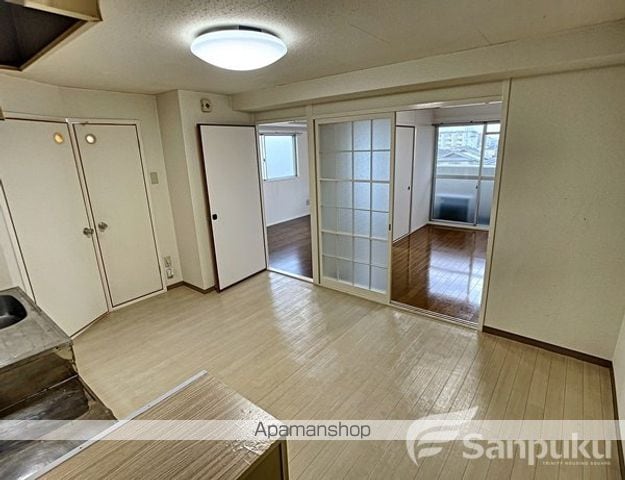 シャトレー小坂の内装写真