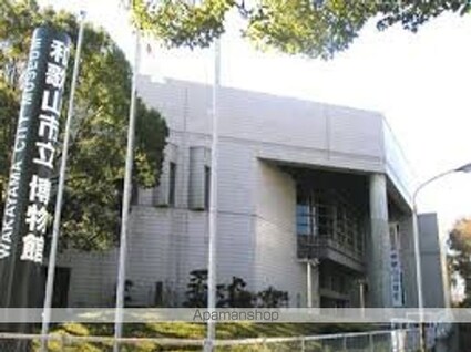 和歌山県和歌山市東蔵前丁[1K/36m2]の周辺8