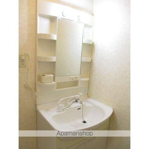 2条マンションの内装写真