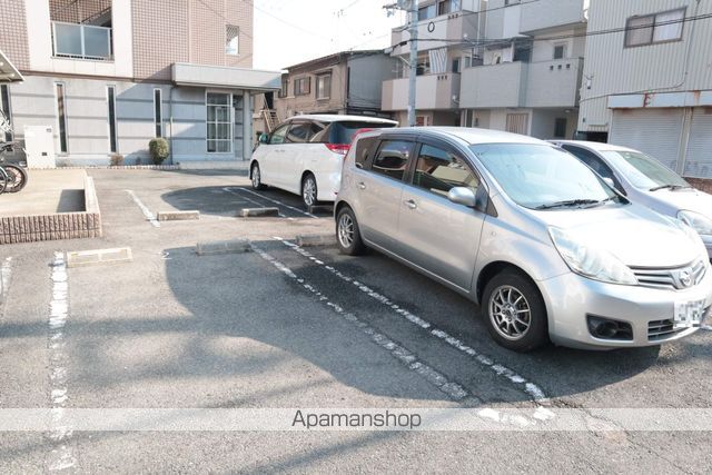 大阪府堺市堺区神石市之町[1R/25.04m2]の駐車場2