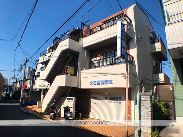 西田マンションの外観写真