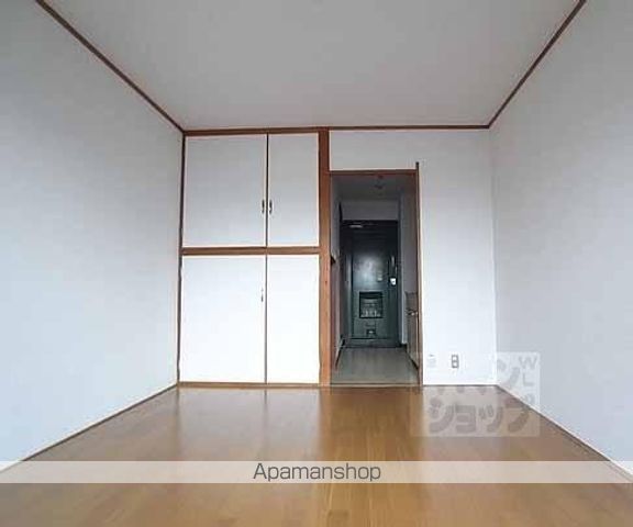 ロイヤルコーポタカハラの内装写真
