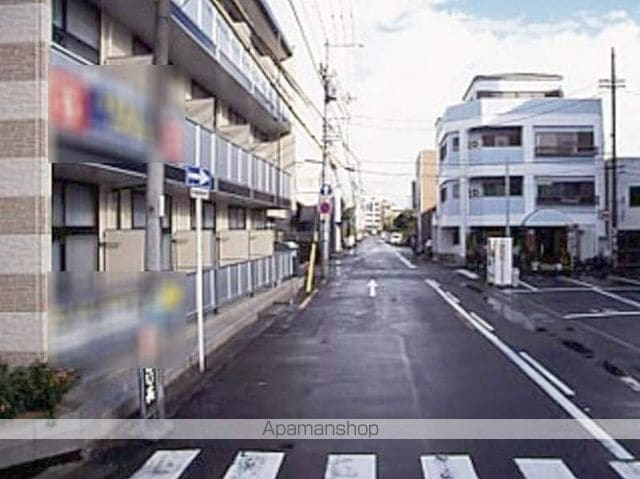 レオパレスコンフォート翠松の玄関写真