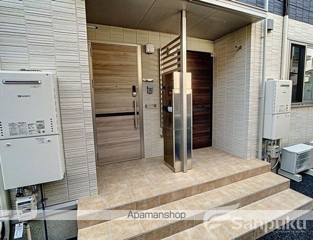 レジデンス けやきの玄関写真