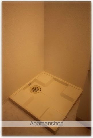 フロンティアタワー九条IIICITYSPIRE九条IIIの内装写真