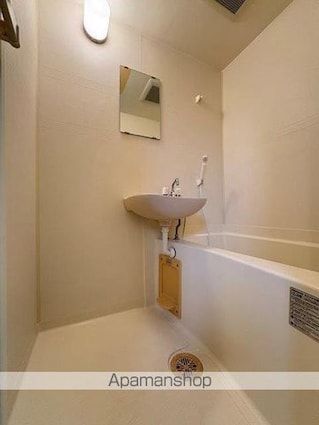 ルーク西早稲田[1K/23m2]のバス2