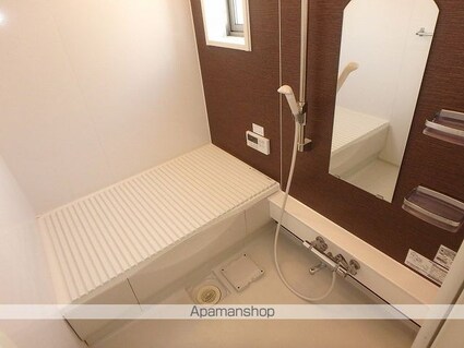 カーサファミリオ　Ａ棟[2LDK/61.45m2]のバス