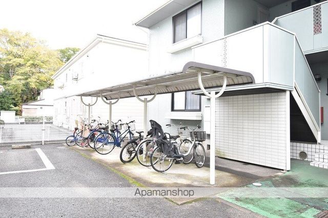 グランシャトー B棟の内装写真