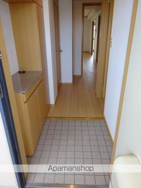 ポルトーネ[3LDK/70.57m2]の玄関