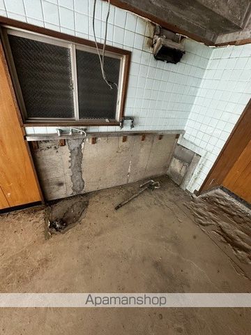 第一ナショナルマンションの内装写真