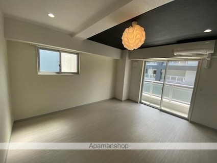 プレシャスタイム中央町ツインタワー北[1K/28.5m2]のリビング・居間