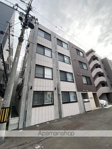 イングレッソ南7条の外観写真