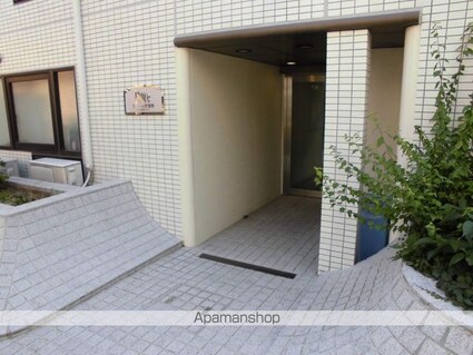 プレール荻窪南[1K/17.9m2]のエントランス