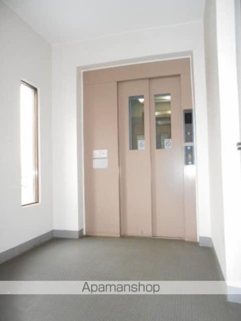 東京都練馬区三原台３丁目[3LDK/66.15m2]の共用部1
