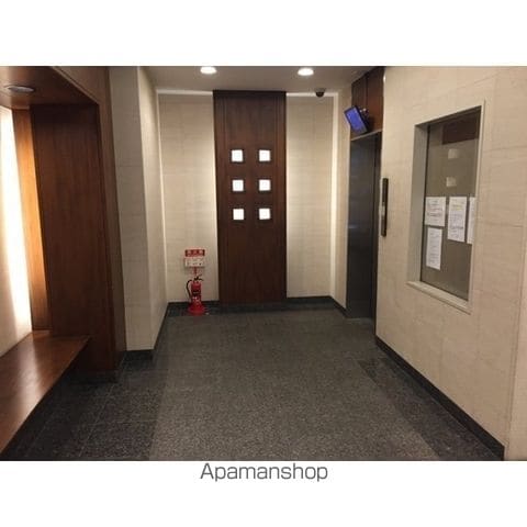 コンフォリア三宿の内装写真