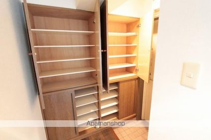 ウッドネスト成合[3LDK/71.43m2]の内装2