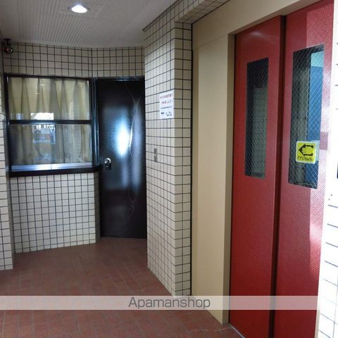 テディマンションの玄関写真