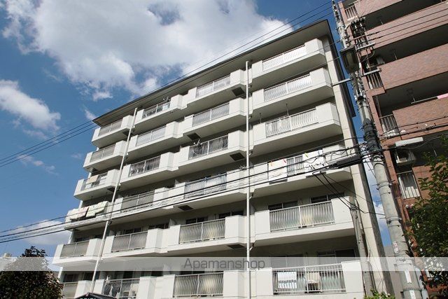第1星栄ハイツの外観写真